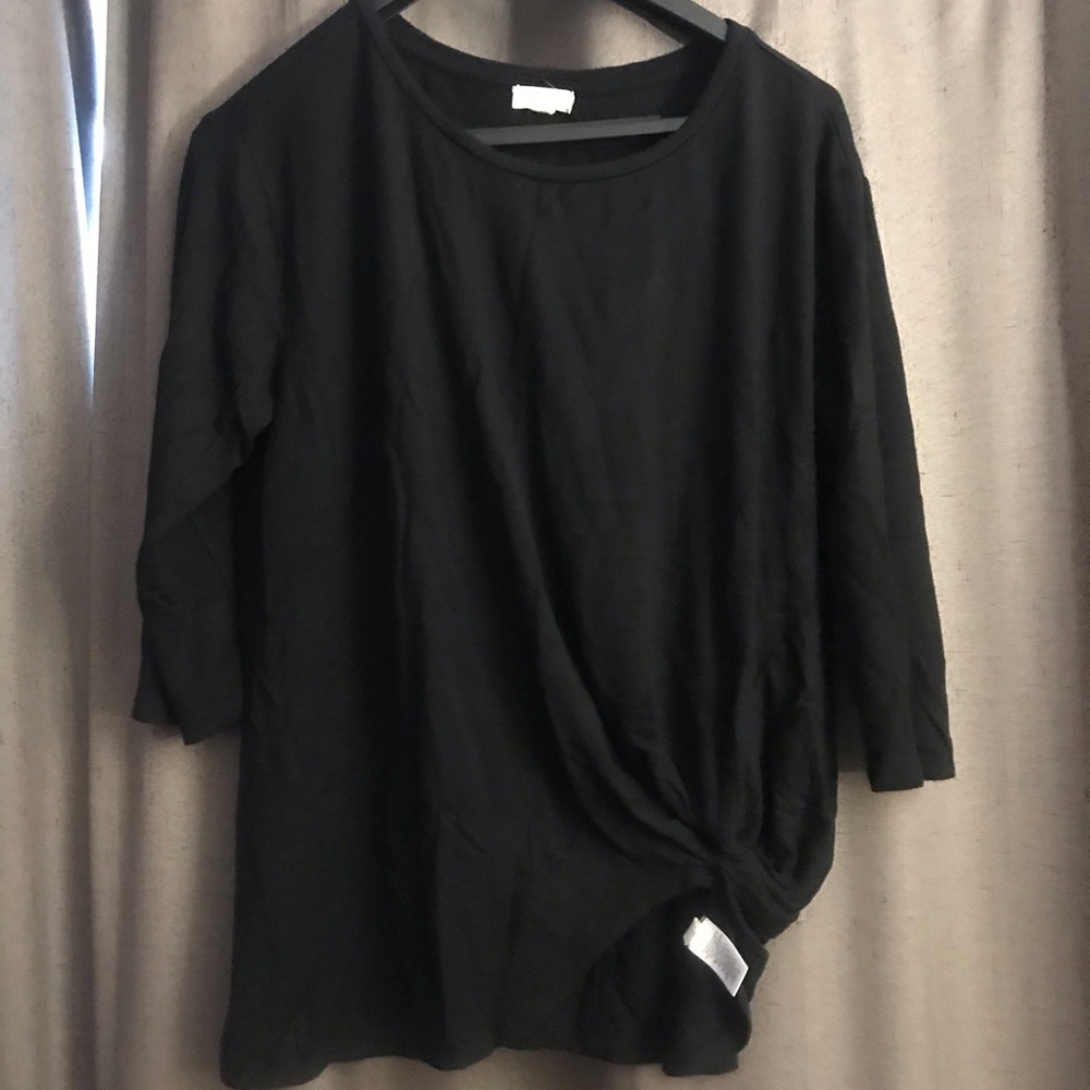 Closet Cleanout - Lot of 4 XL Black Tops